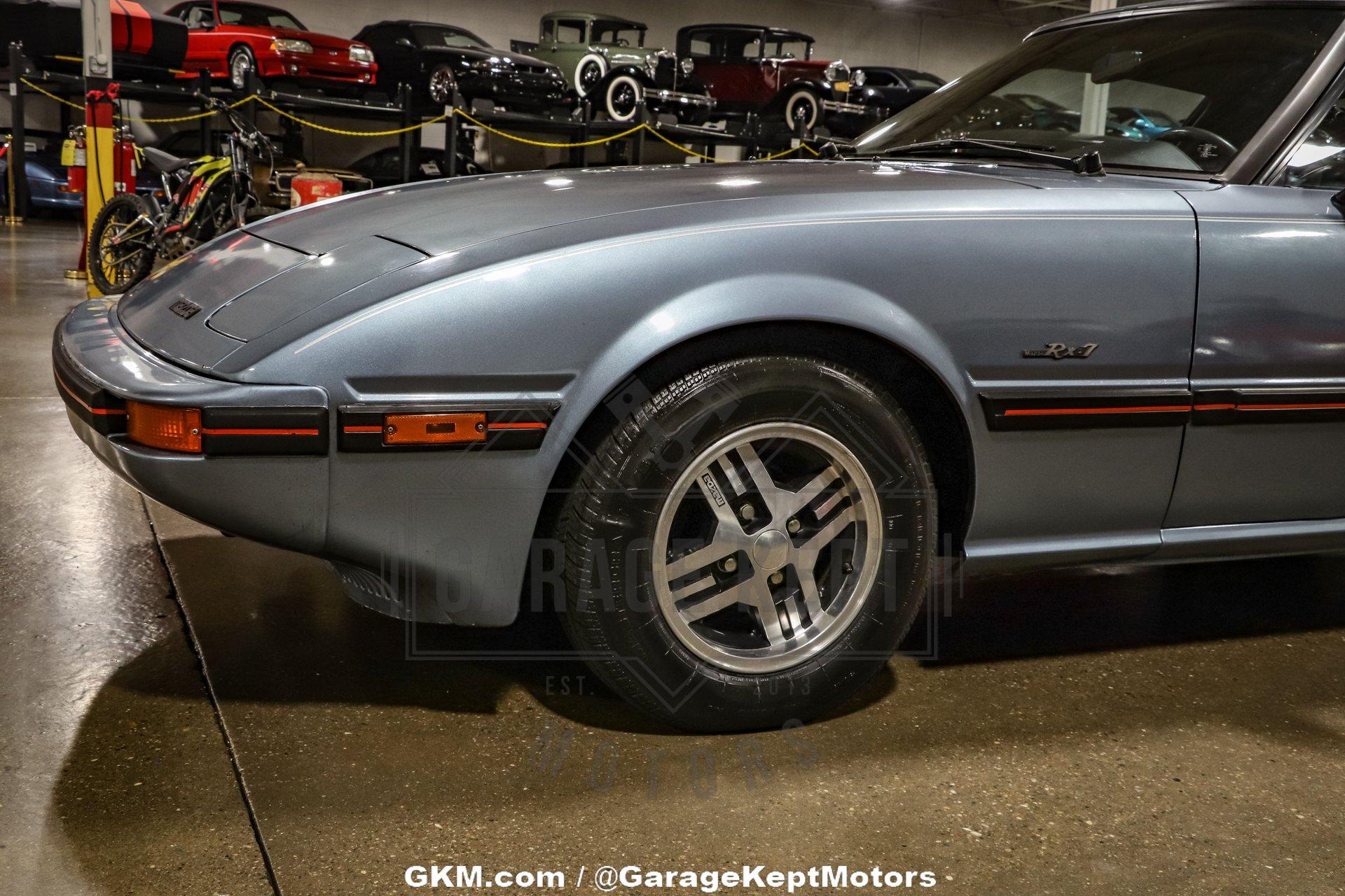 1985 Mazda RX-7 GS 38