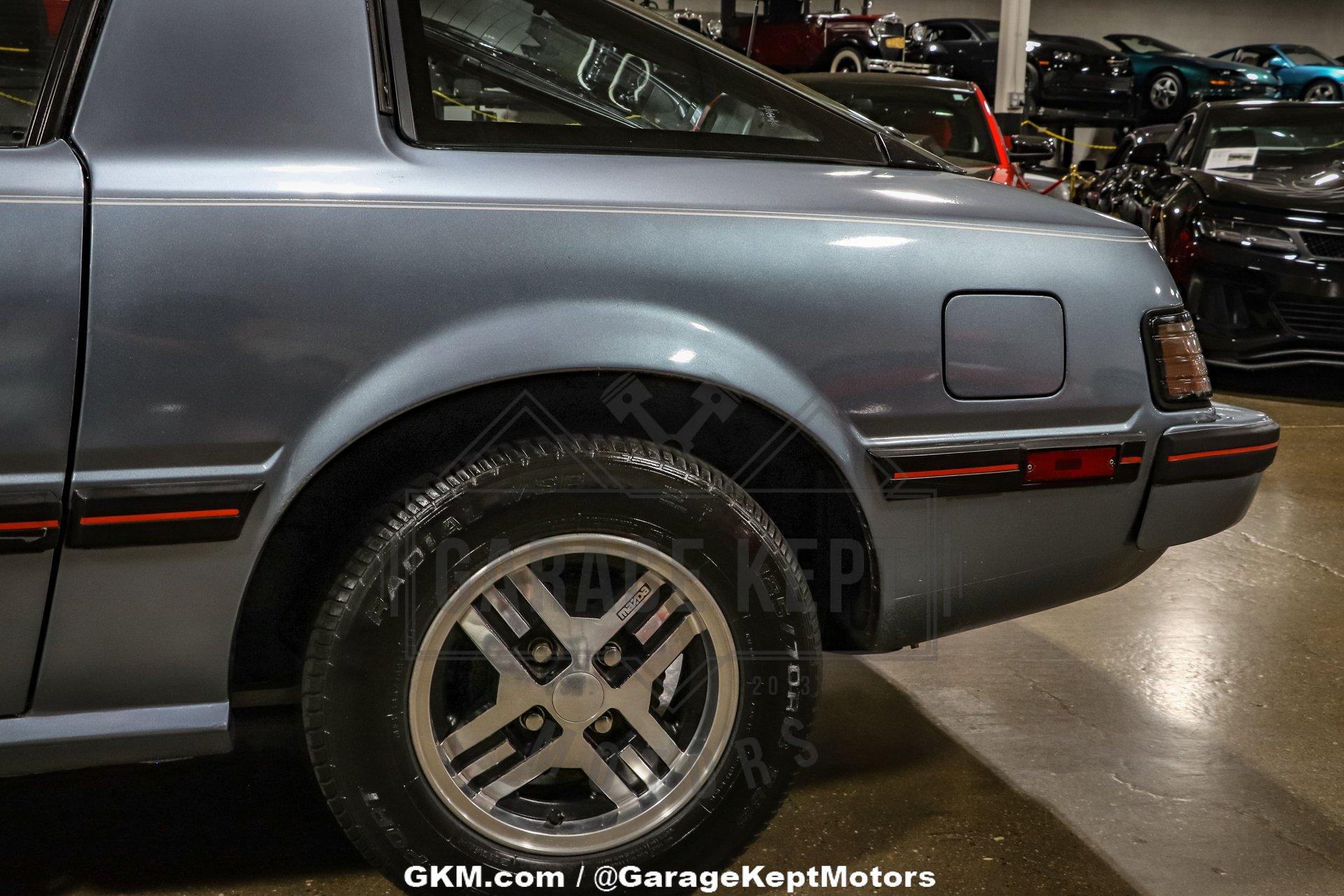 1985 Mazda RX-7 GS 42
