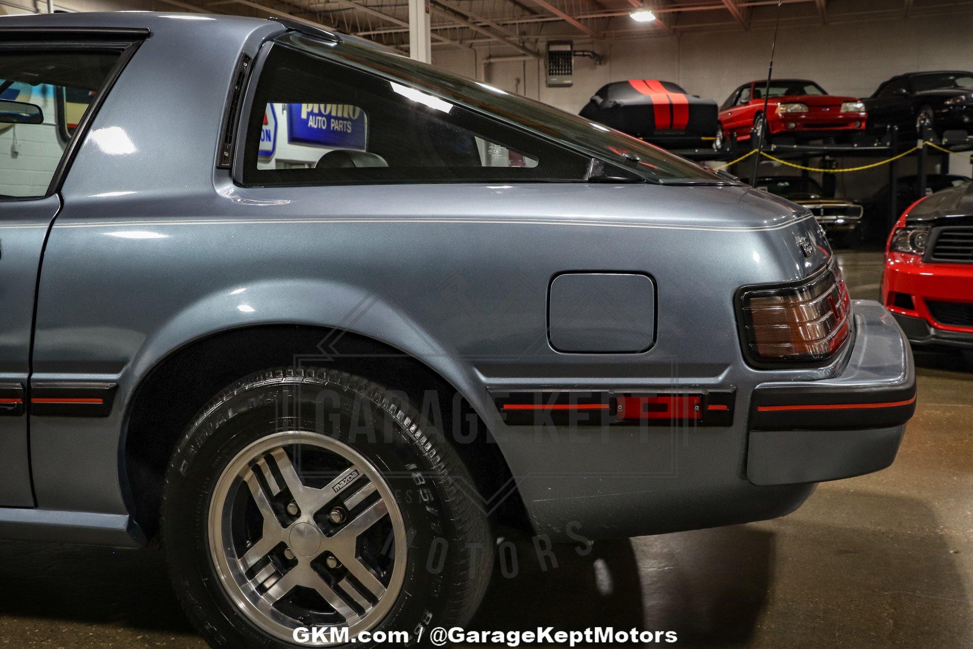 1985 Mazda RX-7 GS 43