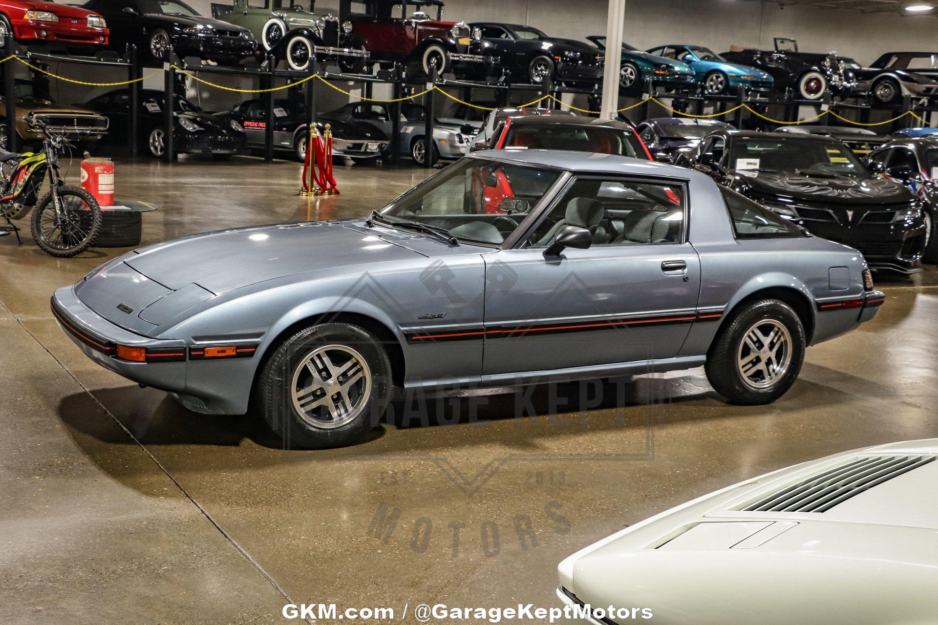 1985 Mazda RX-7 GS 9