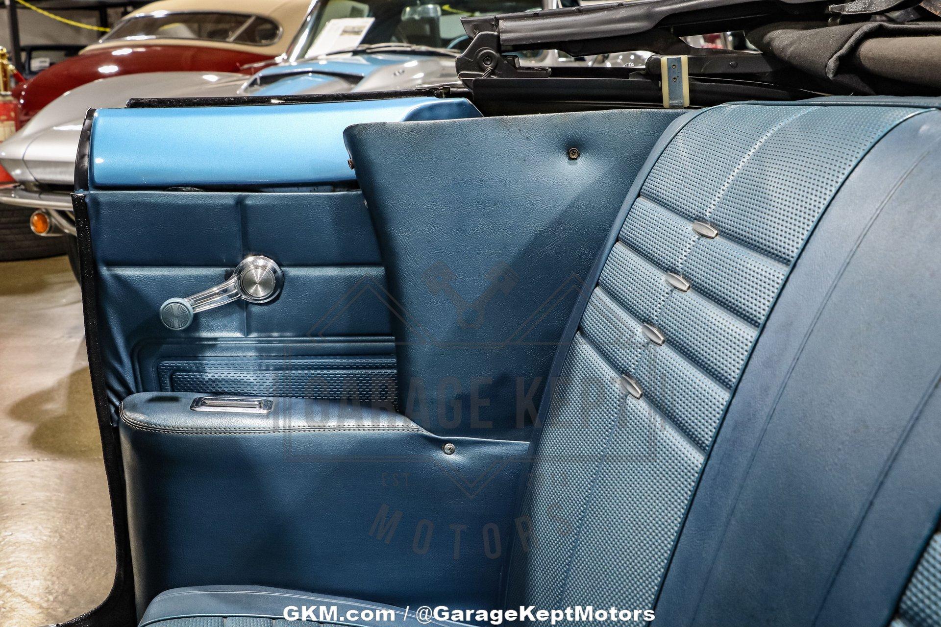 1968 Chevrolet Corvair Monza Convertible 113