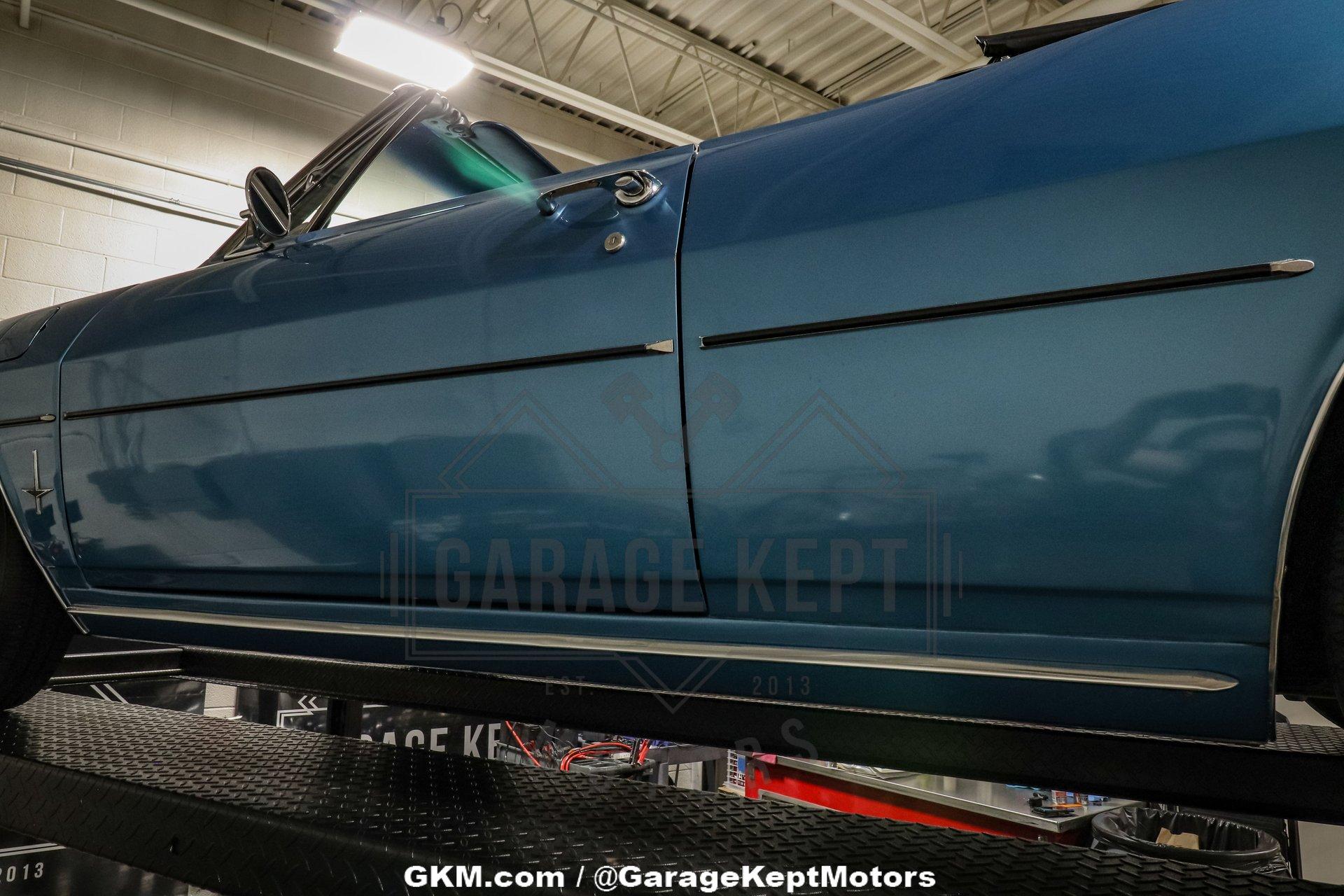 1968 Chevrolet Corvair Monza Convertible 143