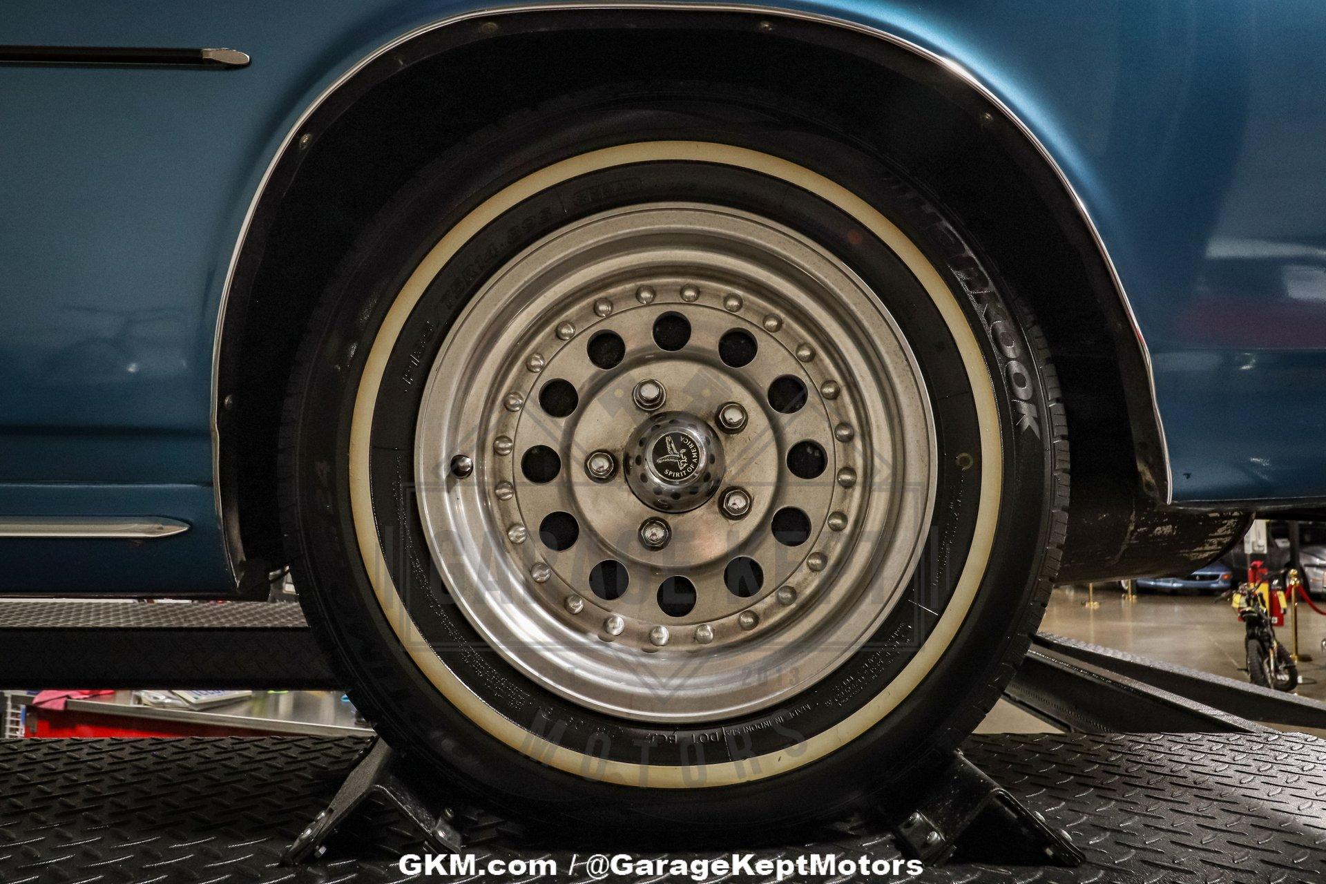 1968 Chevrolet Corvair Monza Convertible 144