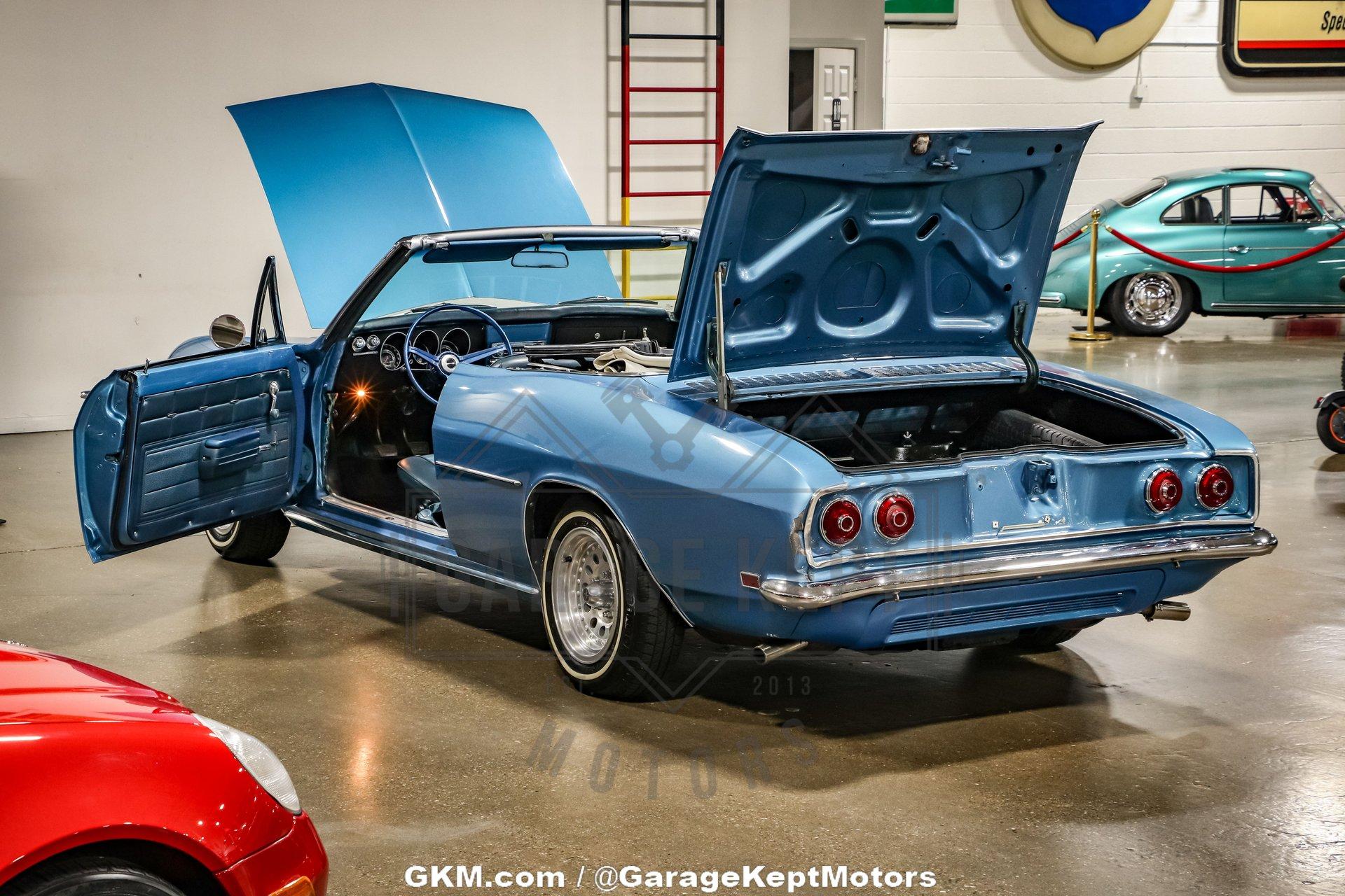 1968 Chevrolet Corvair Monza Convertible 75