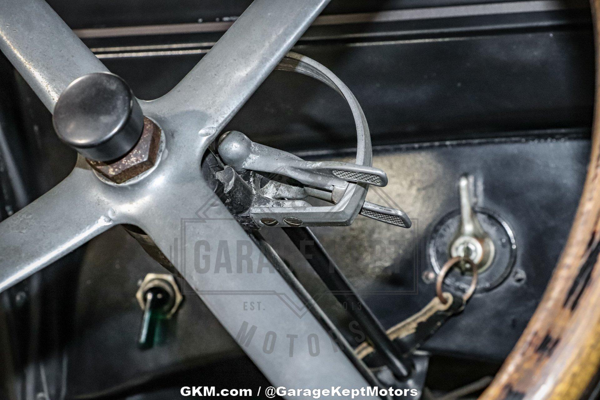 1925 Dodge Brothers Business Sedan 105