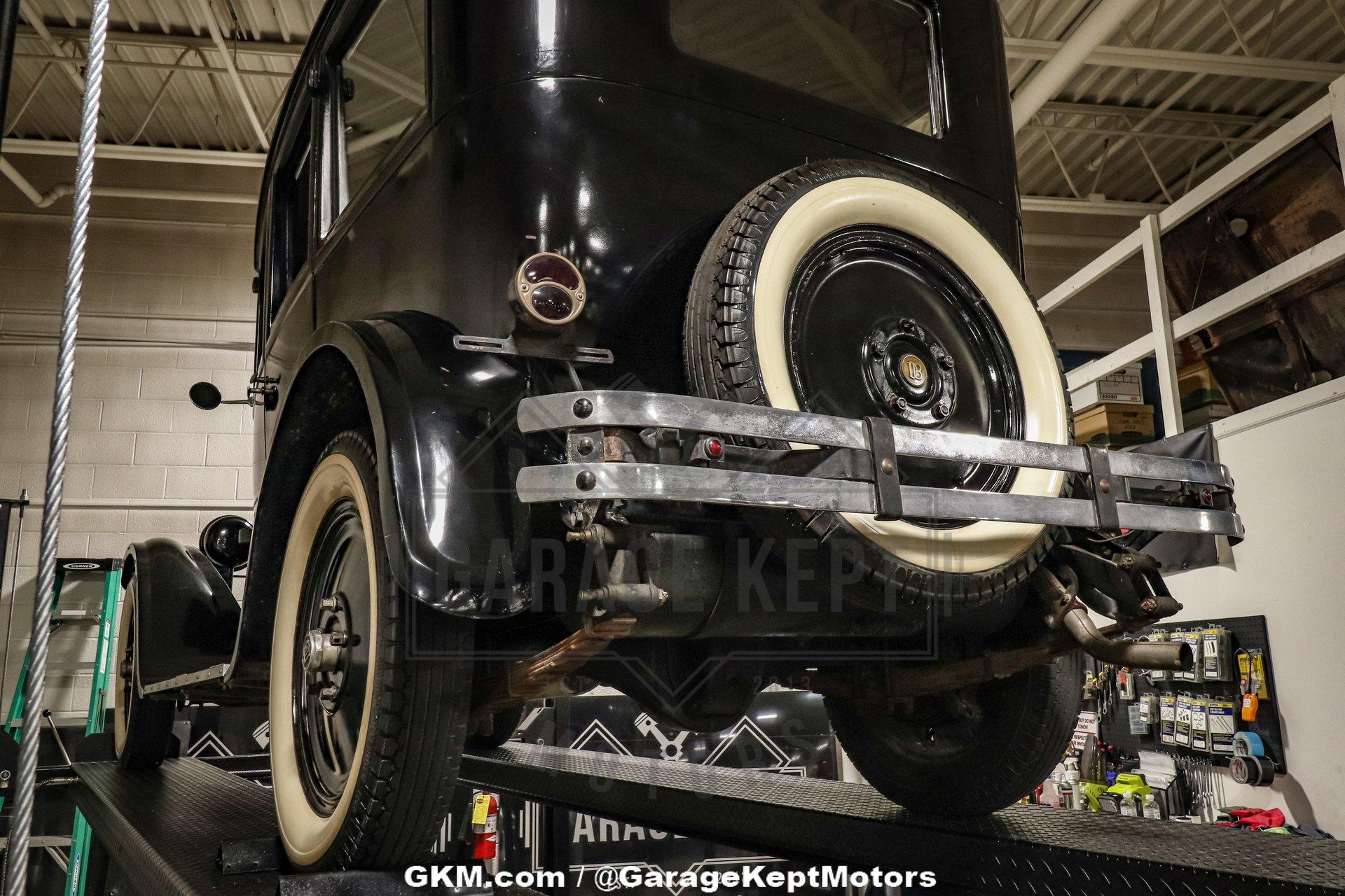 1925 Dodge Brothers Business Sedan 122