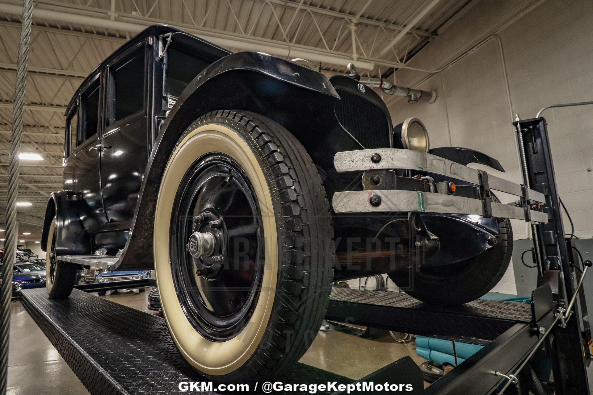 1925 Dodge Brothers Business Sedan 129