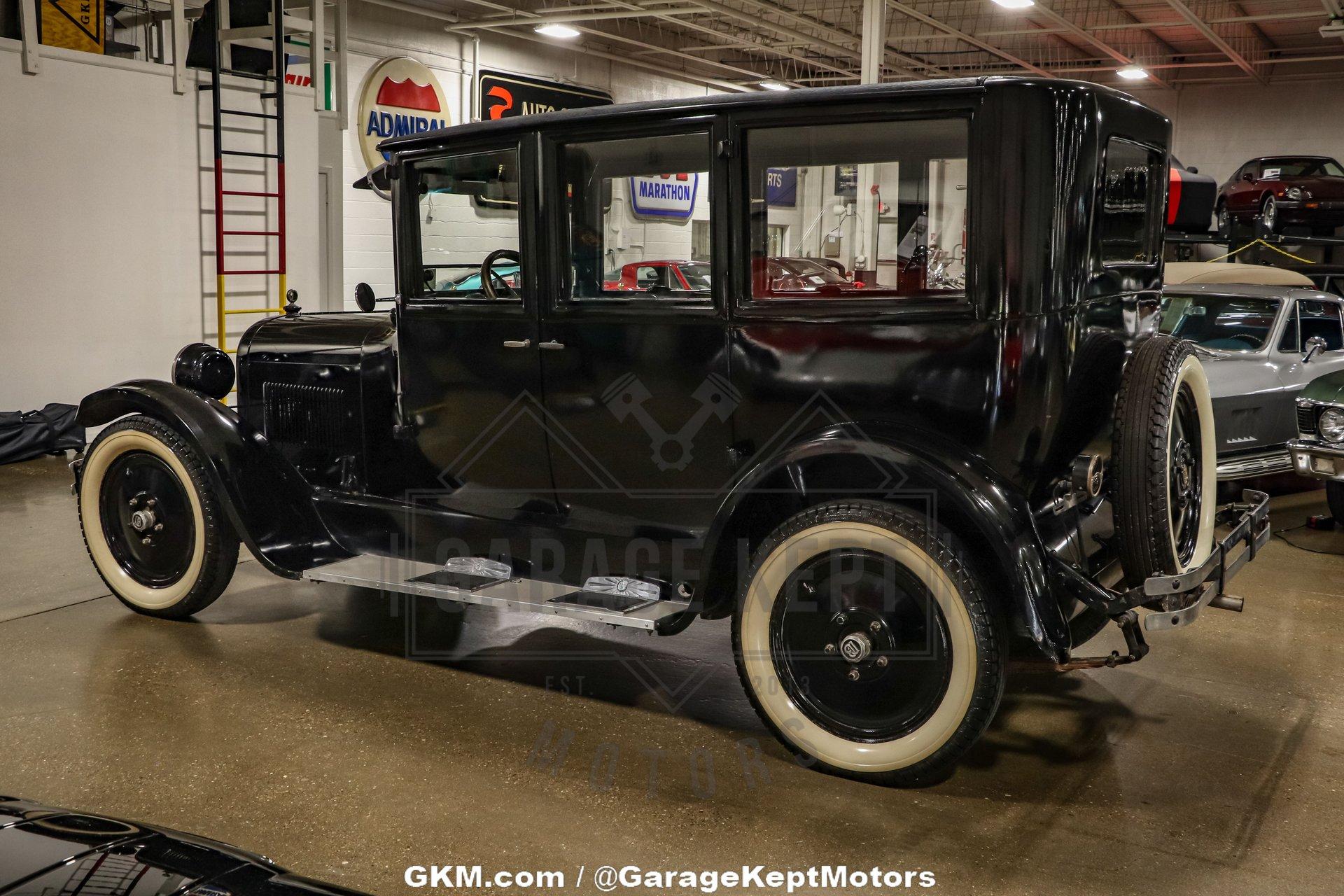 1925 Dodge Brothers Business Sedan 12