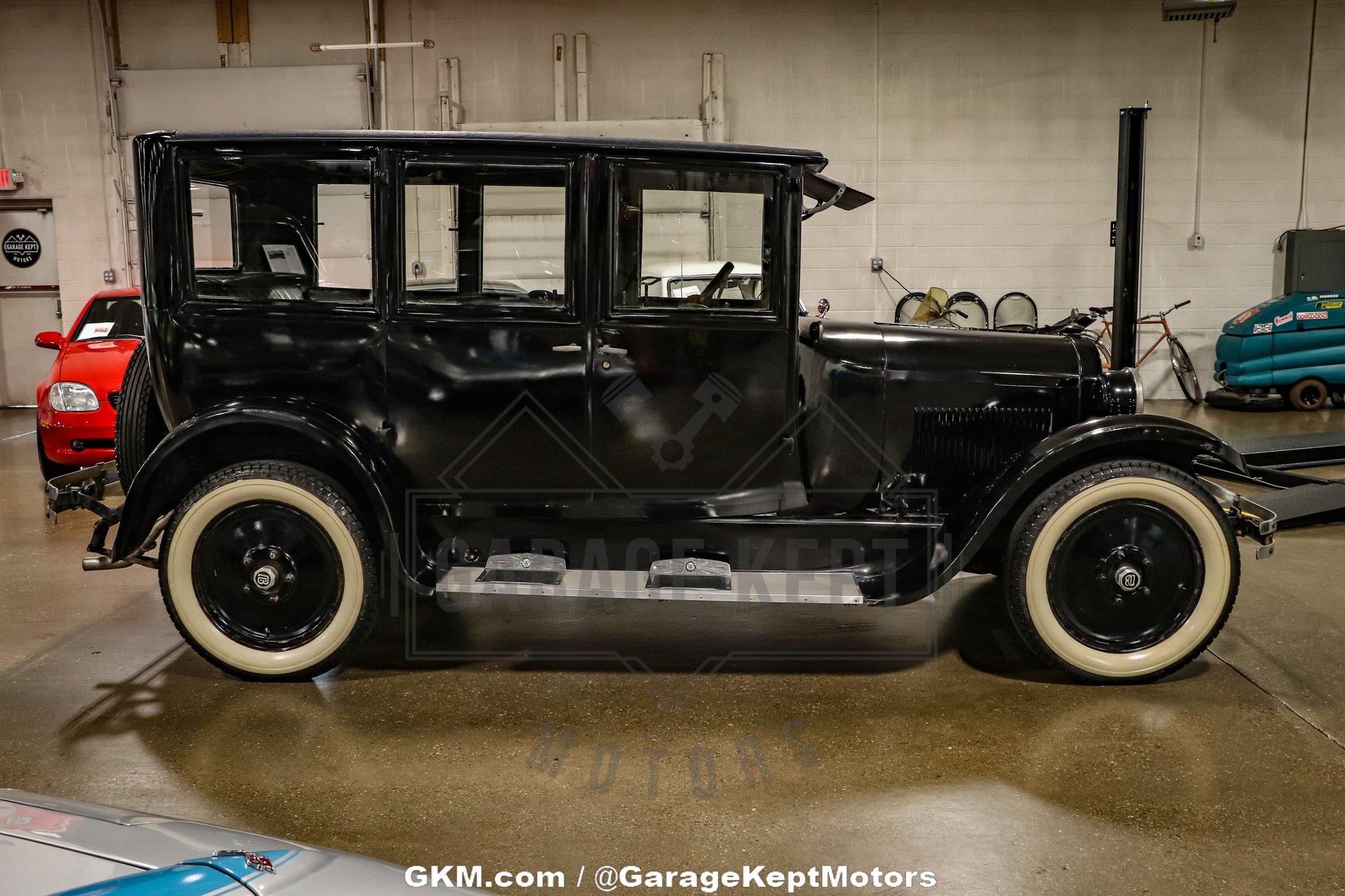 1925 Dodge Brothers Business Sedan 17