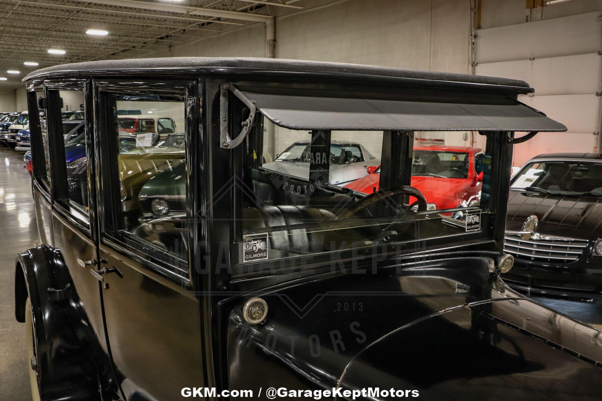 1925 Dodge Brothers Business Sedan 22