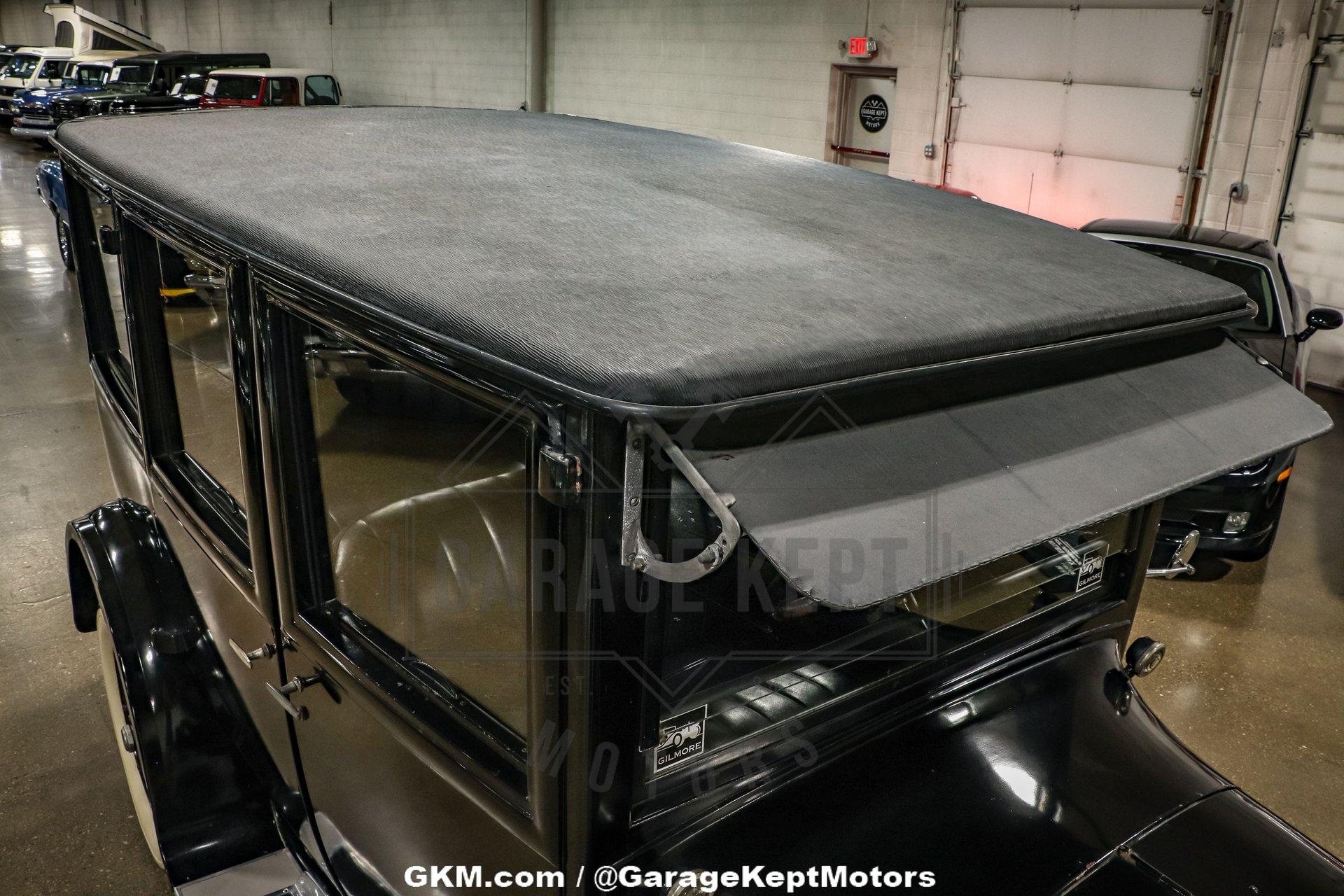 1925 Dodge Brothers Business Sedan 23