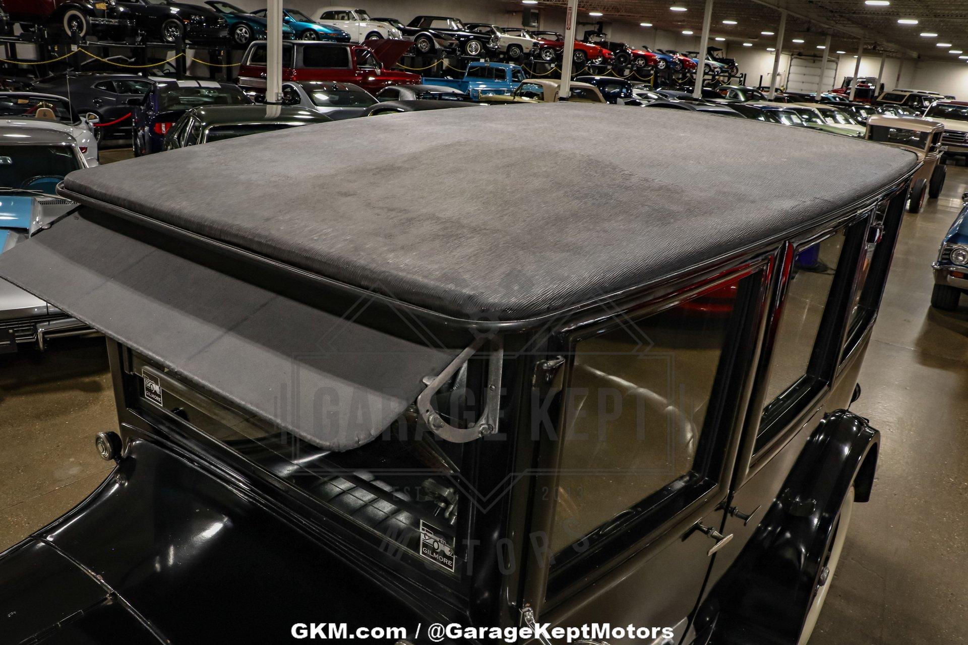 1925 Dodge Brothers Business Sedan 32