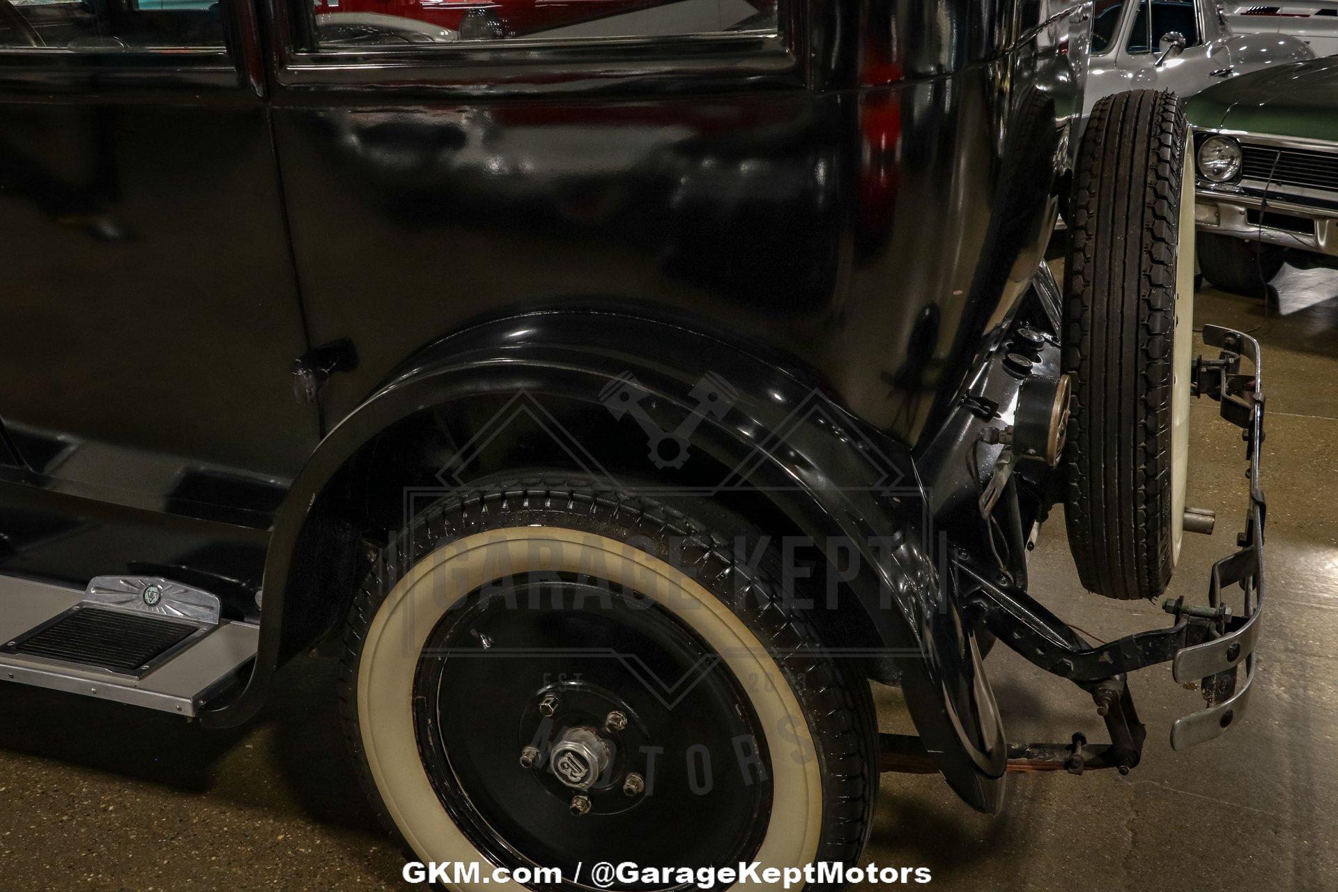 1925 Dodge Brothers Business Sedan 43