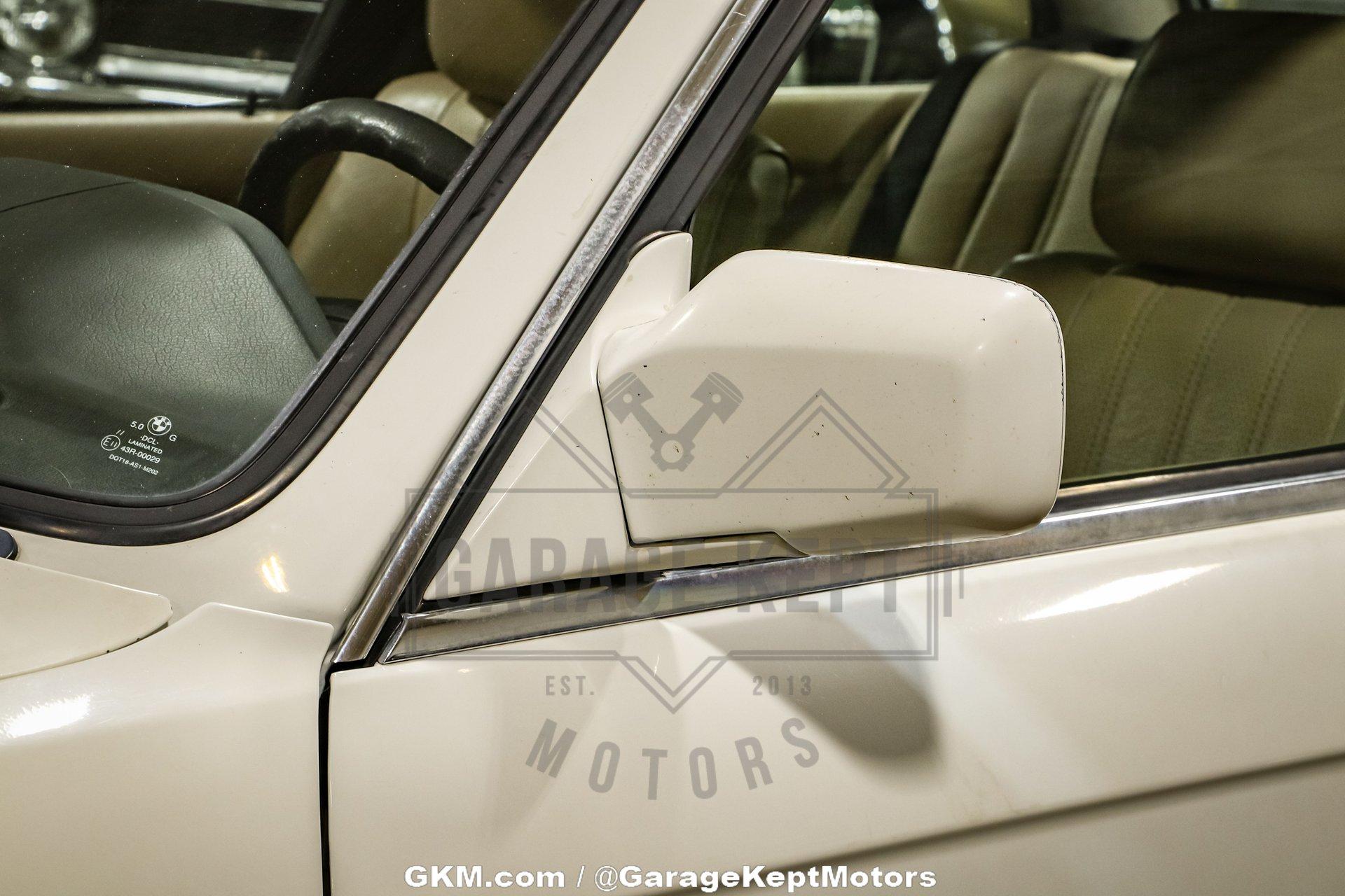 1991 BMW 3-Series 34