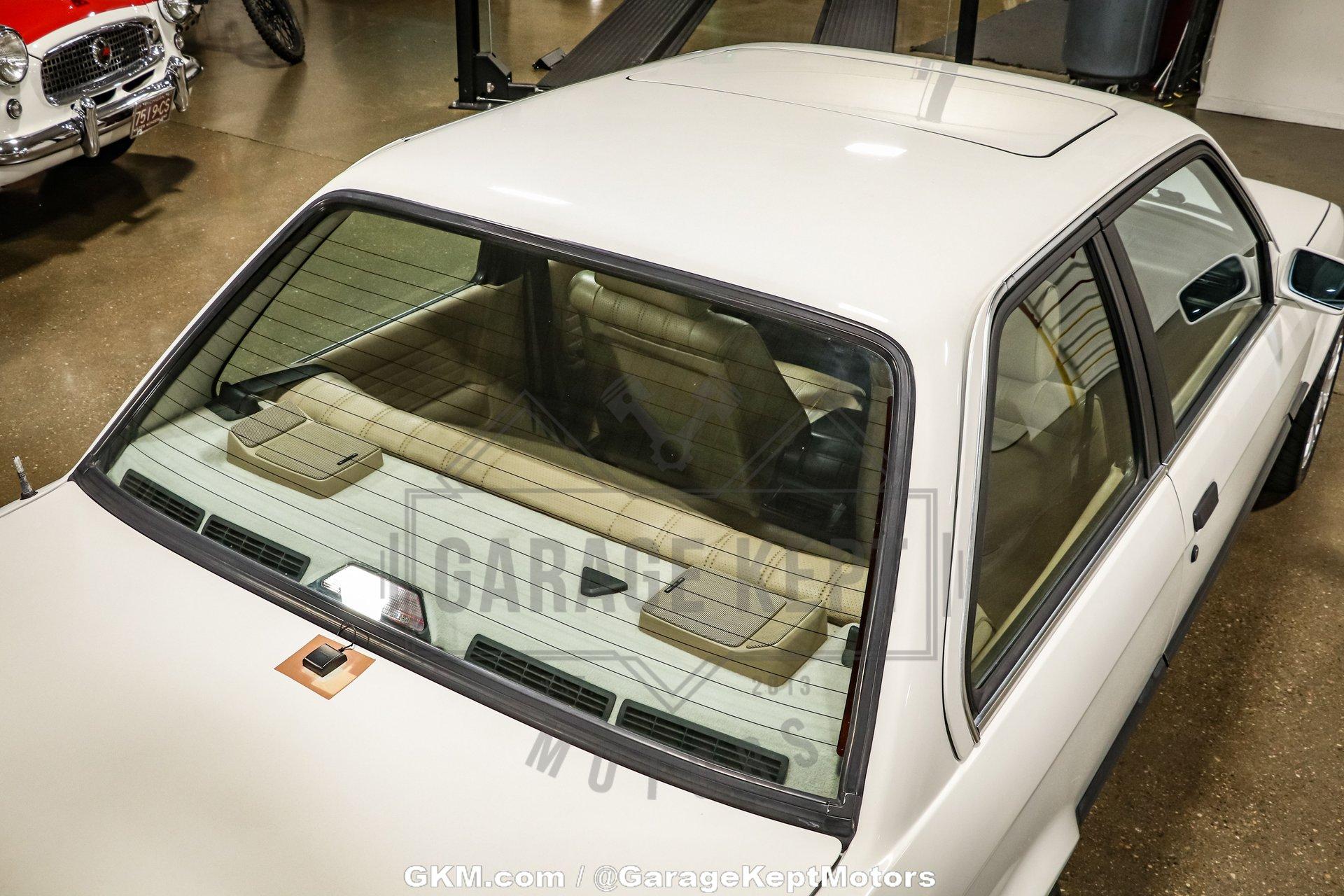 1991 BMW 3-Series 54