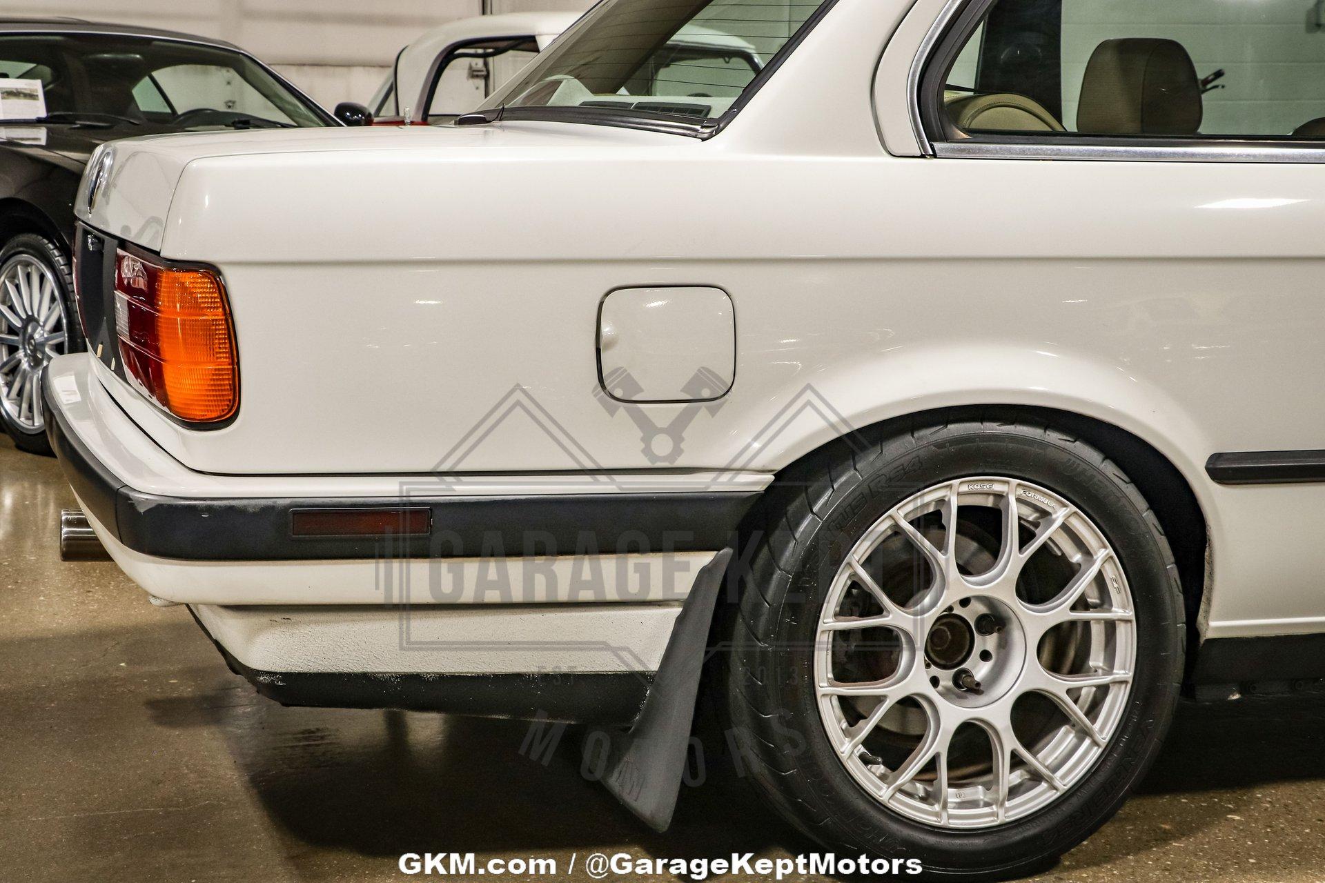 1991 BMW 3-Series 56