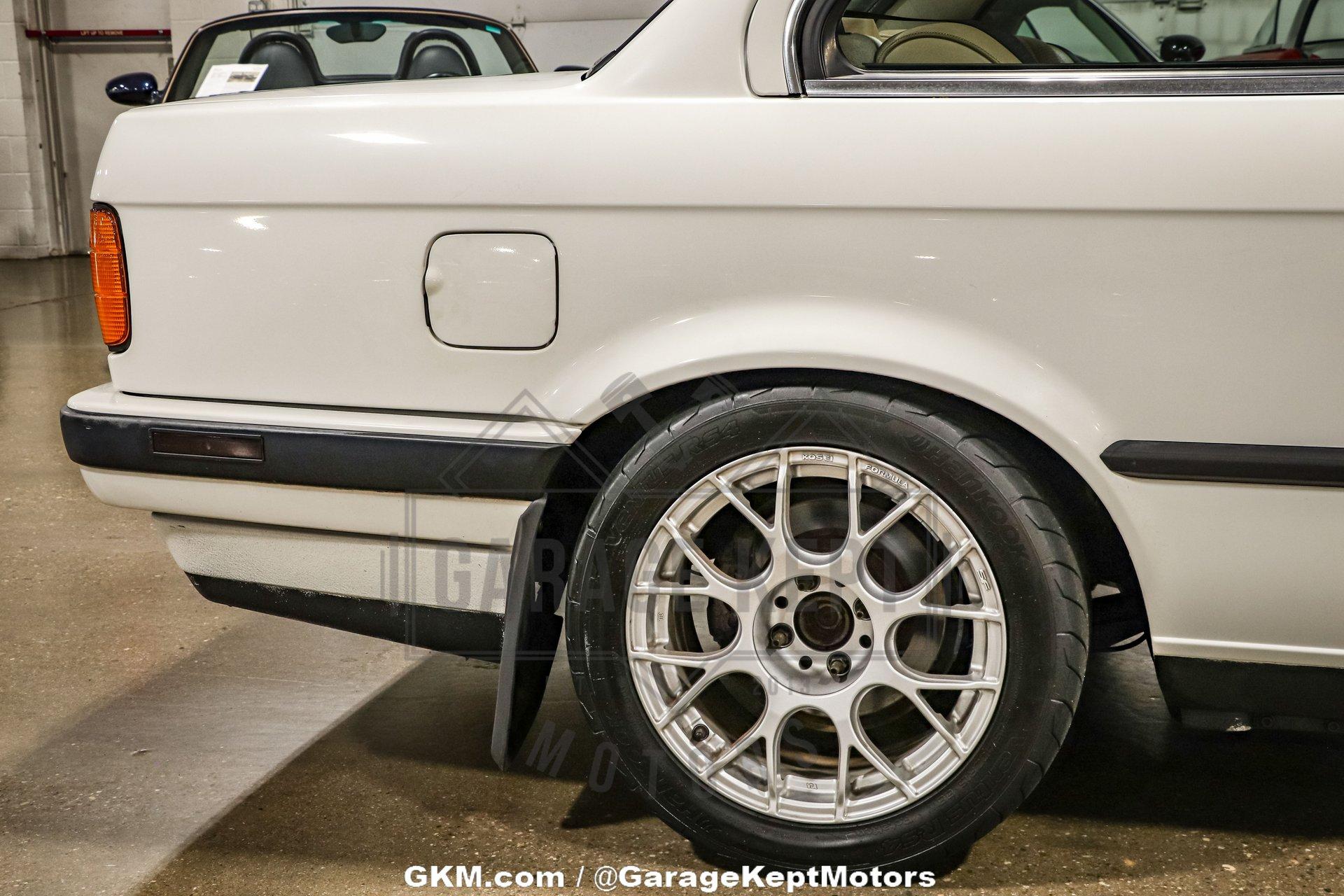 1991 BMW 3-Series 57