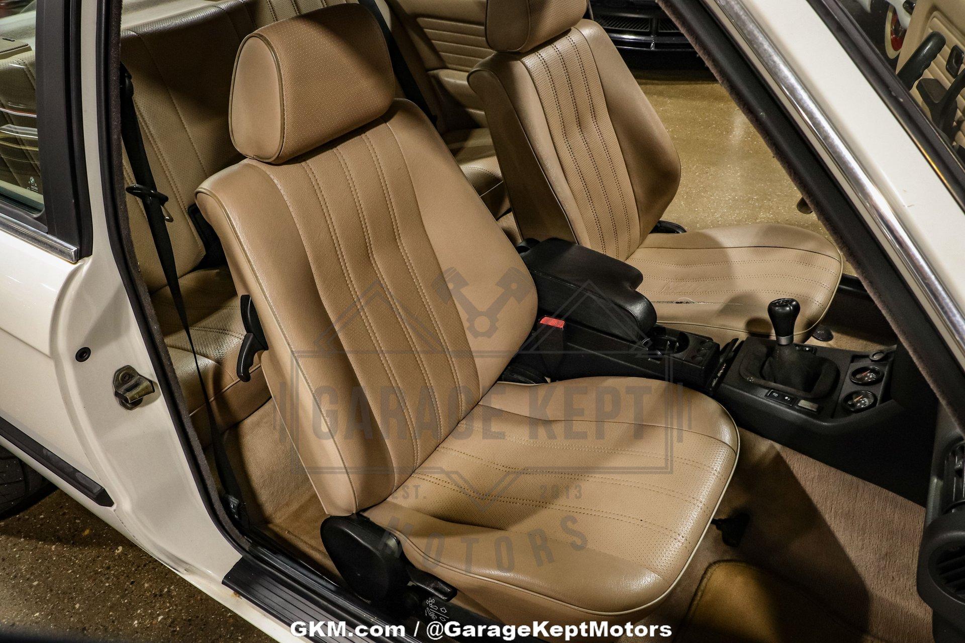 1991 BMW 3-Series 5