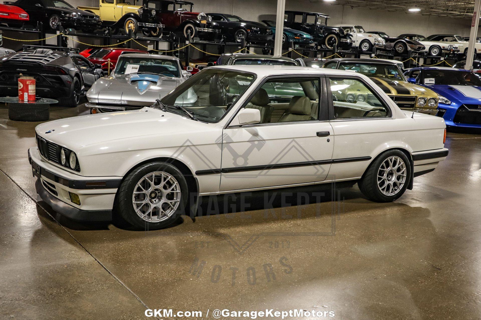1991 BMW 3-Series 9