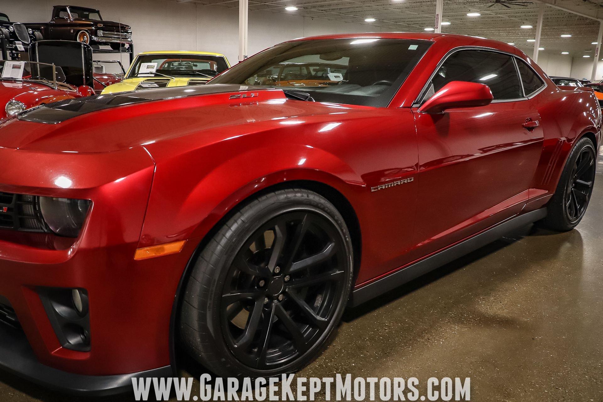 Trunk Ledge Kit | CHEVROLET CAMARO ZL1 2013 Trunk Ledge Kit | CHEVROLET CAMARO ZL1 2013