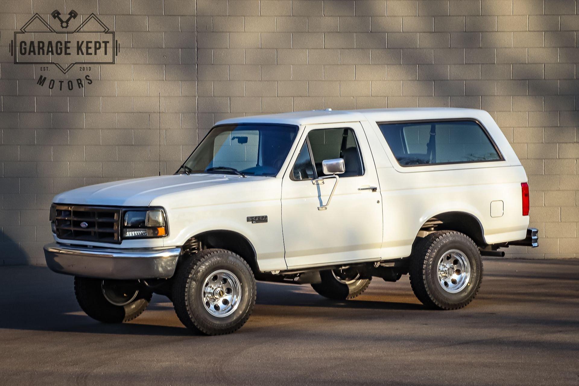 Used-1996-Ford-Bronco-XL-4x4-