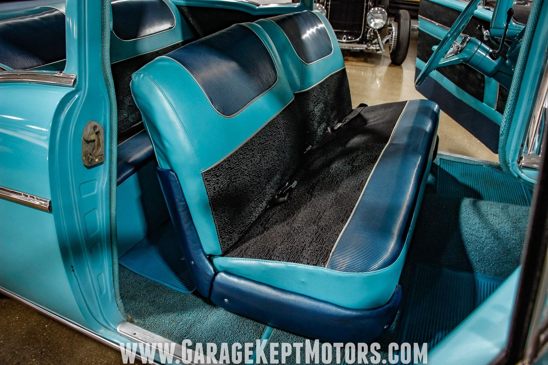 1950'sビンテージ アクアブルー ハーレクインシェードランプ 2点セット Used 1957 Chevrolet Bel Air Tribute For Sale (Sold) | Garage Kept