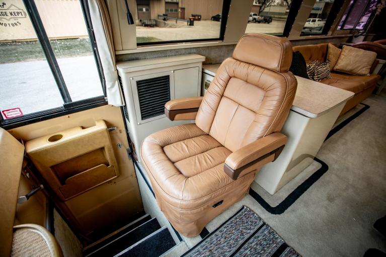 Used 1985 Prevost Liberty Le Mirage XL For Sale (Sold) | Garage