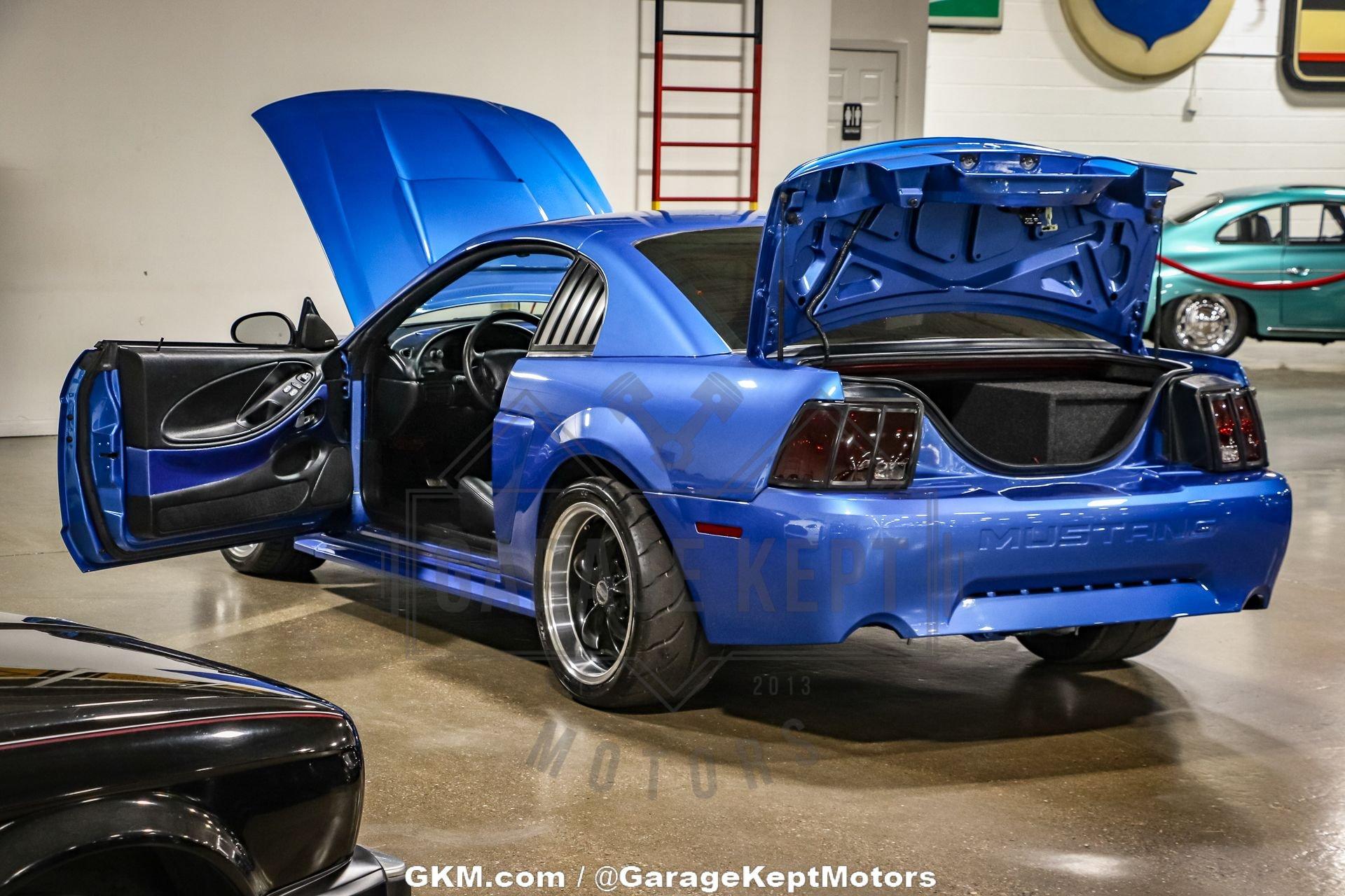 Mustang Gt 2000 V8