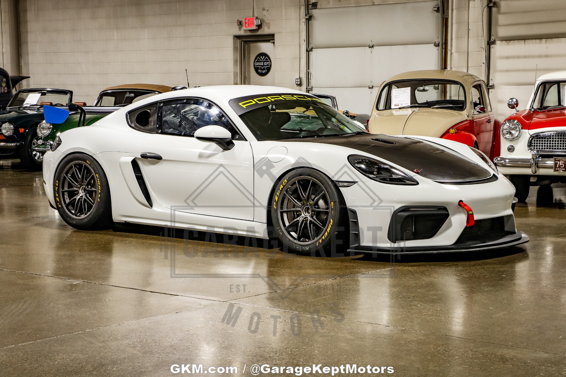 Porsche Cayman GT4 Clubsport 2000台限定 Used-2019-Porsche-Cayman-GT4-