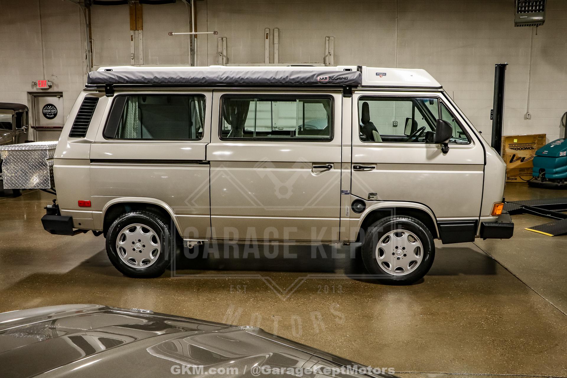 1990 Volkswagen Vanagon photo 9
