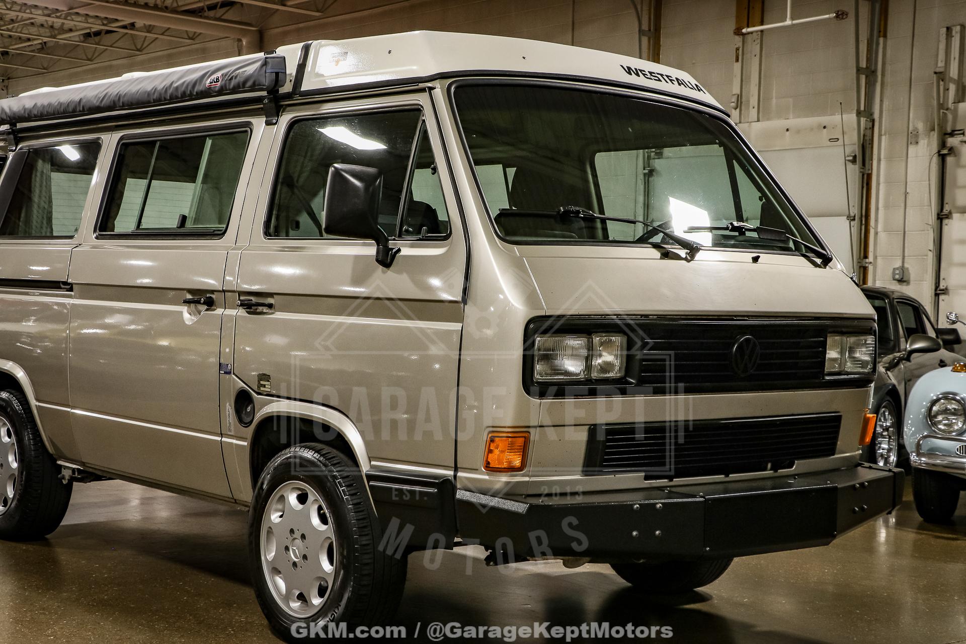 1990 Volkswagen Vanagon photo 12