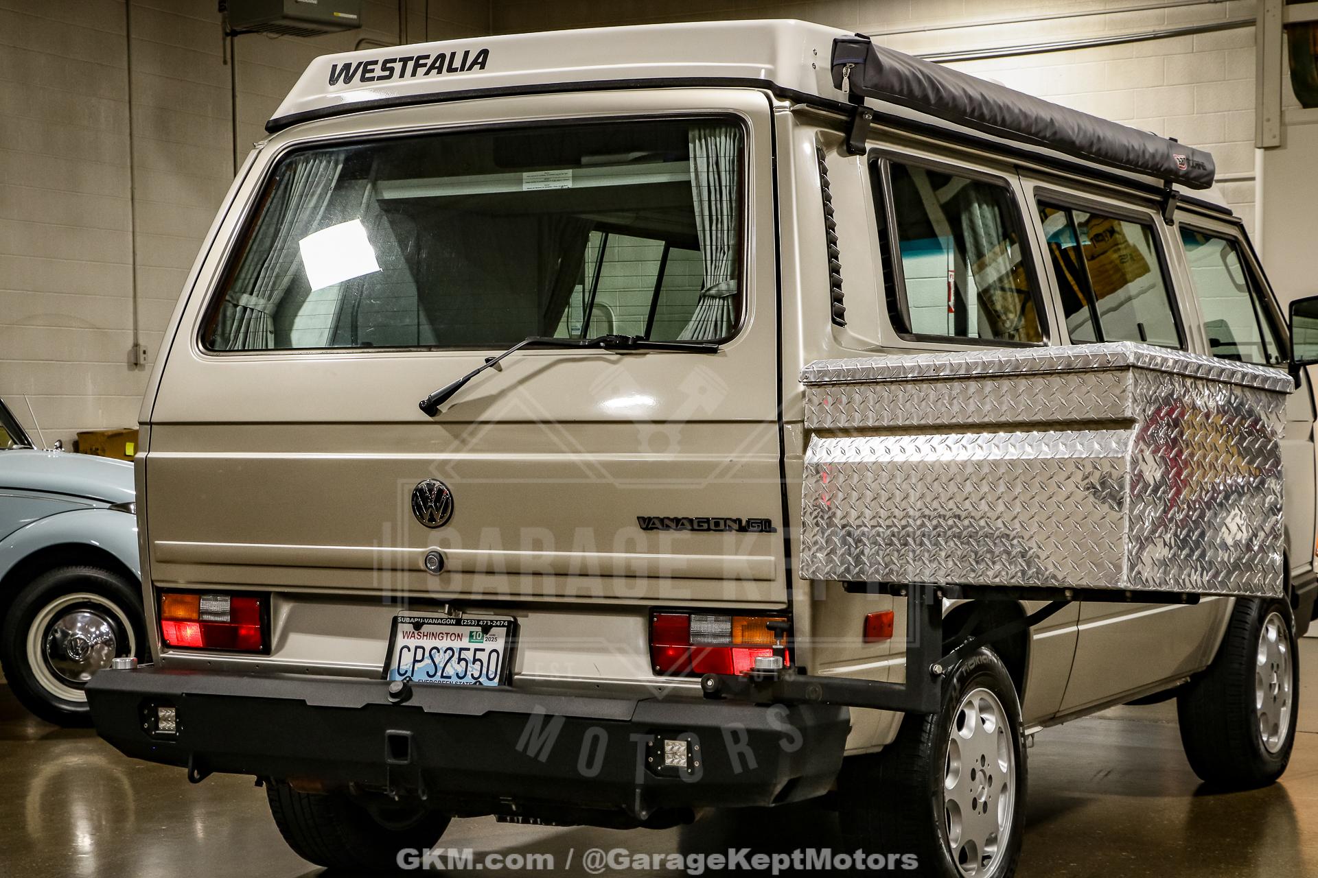 1990 Volkswagen Vanagon photo 34