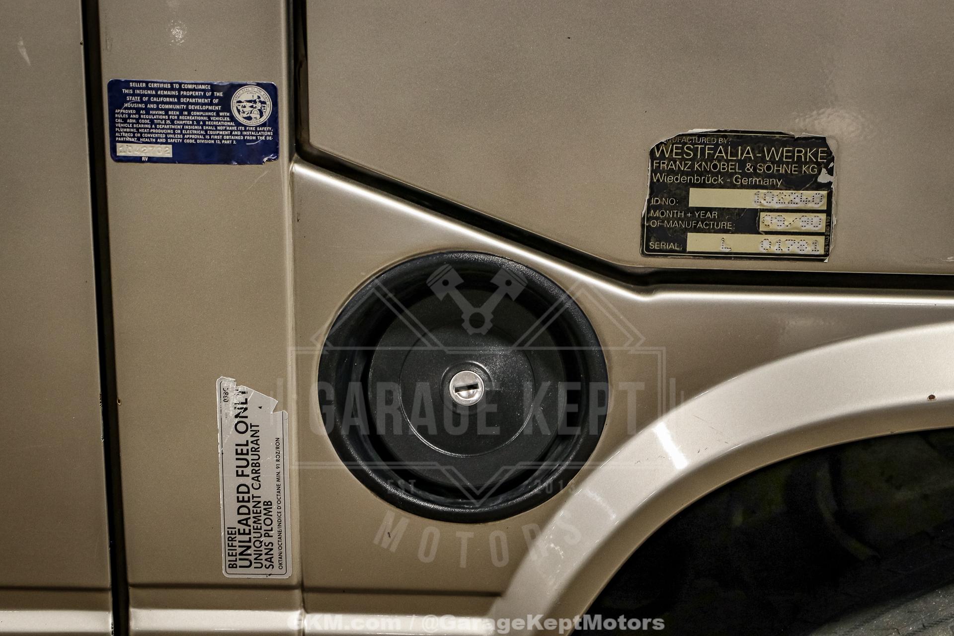 1990 Volkswagen Vanagon photo 45