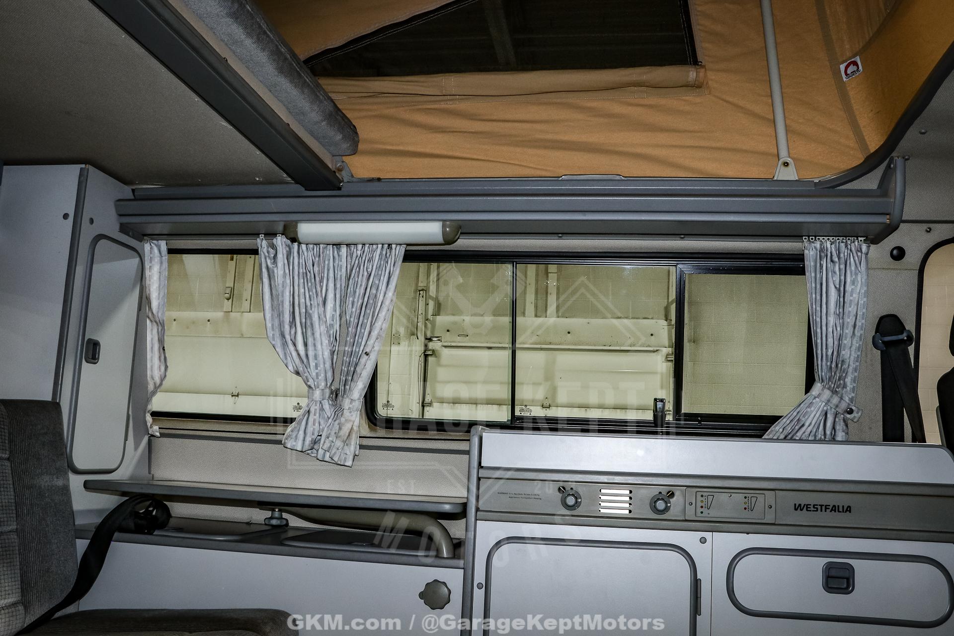1990 Volkswagen Vanagon photo 58