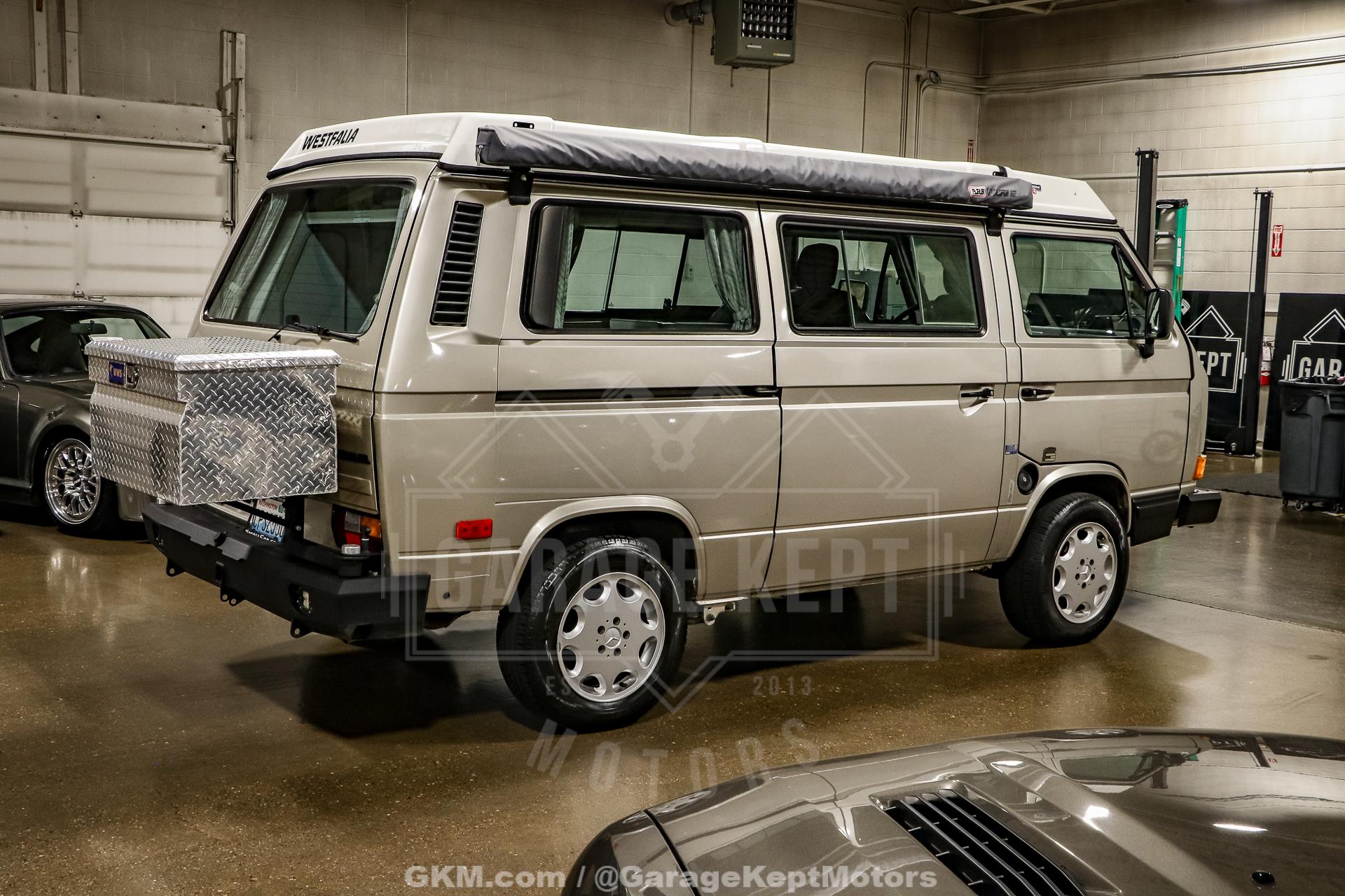 1990 Volkswagen Vanagon photo 8
