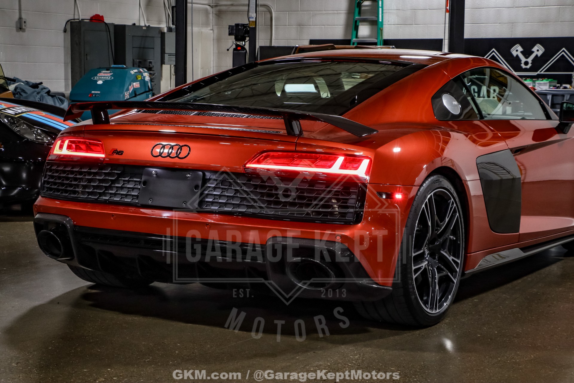 Audi R8 Matte Red