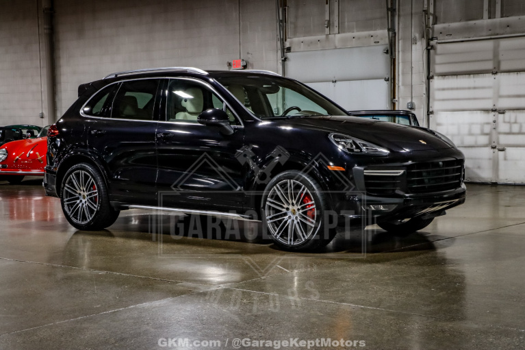 2016 Porsche Cayenne Turbo