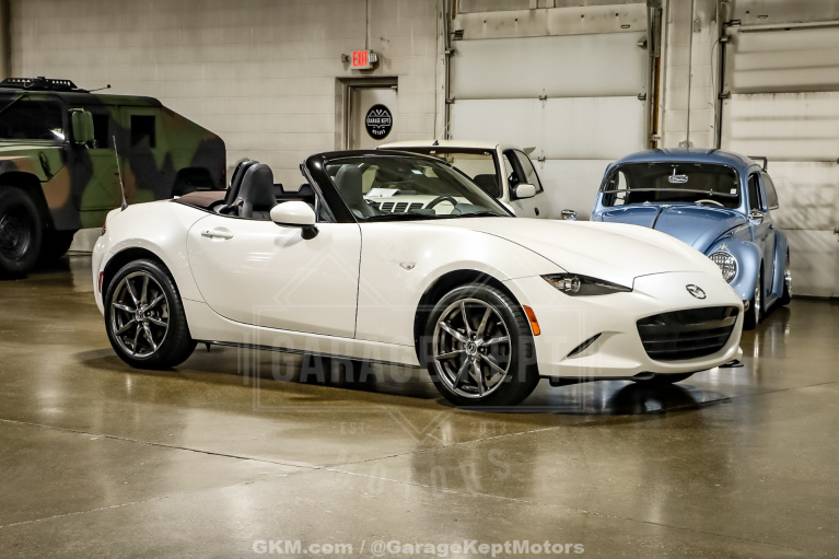 2019 Mazda MX-5 Miata Grand Touring's photo