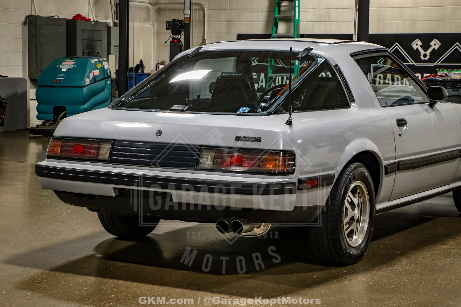 whiteページ Used 1982 Mazda RX-7 S For Sale ($14,900) | Garage Kept Motors