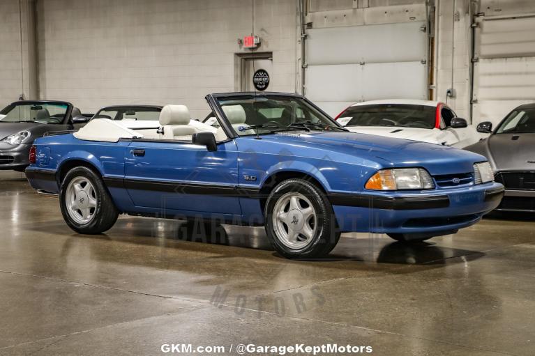 1989 Ford Mustang's photo