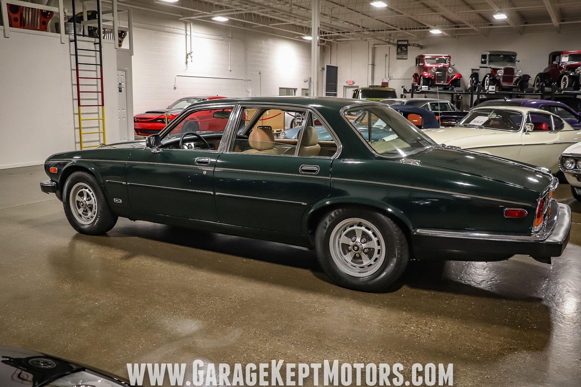 カーキ08式 Used 1987 Jaguar XJ6 Sedan For Sale (Sold) | Garage Kept Motors