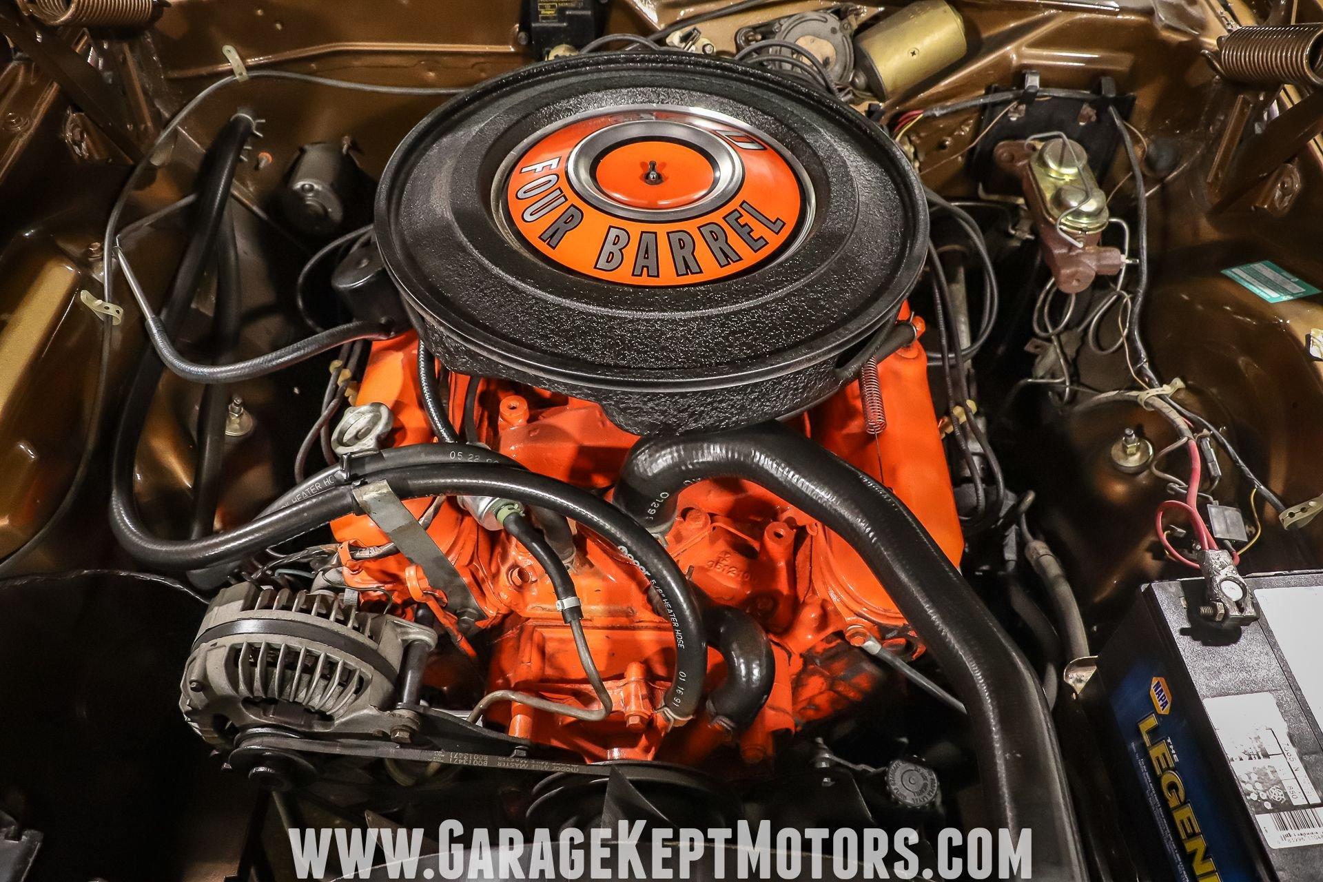 Hemi Cuda 1971 Engine